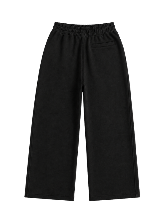 Signature Sweatpants Product V2 Black. Schwarze Maison De La Rue Sweatpants, Rückansicht.
